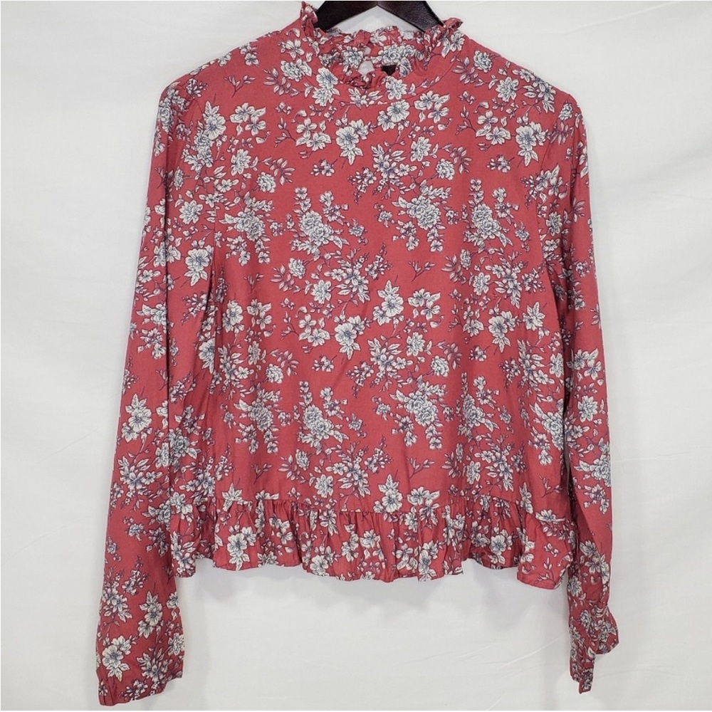 Code Mode Nordstrom Floral Long Sleeve Blouse. M.
